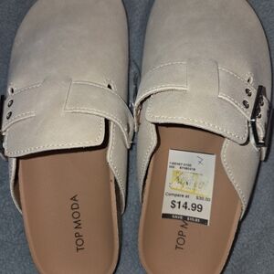 Top Moda Women's Cream Slip-On